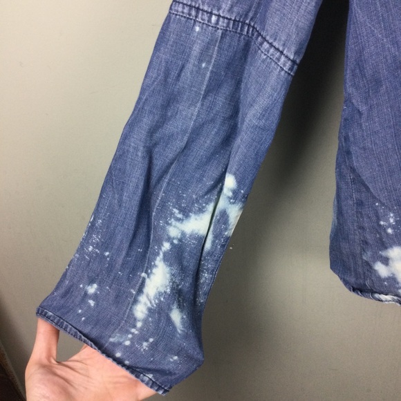 Love & Grace Bleach Splatter Split Neck Flare Sleeve Tie Waist Chambray Top - Picture 8 of 10